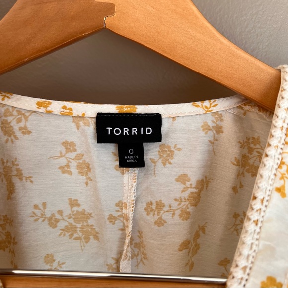 Torrid Yellow Floral Boho Flowy Blouse - Picture 4 of 4